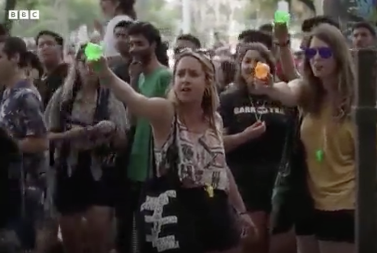 Protests in Barcelona spraying tourists on Las Ramblas